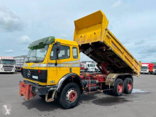 Camion bi-benne Mercedes 2629