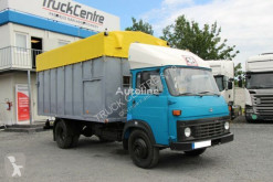 Renault ANIMAL TRANSPORT VEHICLE truck used livestock trailer