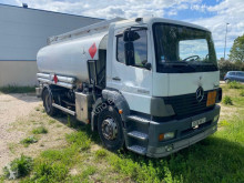 Camion cisterna idrocarburi Mercedes Atego 1828