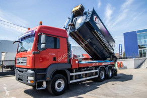 Maquinaria vial MAN TGA 33.360 camión limpia fosas usado