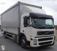 Camion centinato alla francese Volvo FM 300