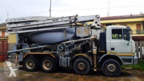 Camion calcestruzzo betoniera mescolatore + pompa Astra HD7/C 84.45