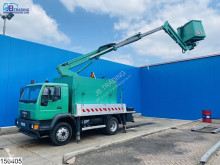 Camion MAN LE piattaforma aerea usato