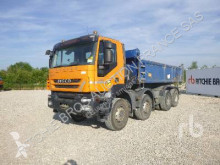 Camion benne Iveco Trakker