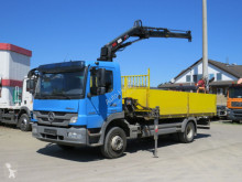 Camion Mercedes Atego 1318 L 4x2 Pritsche Kran Hiab XS 077 cassone usato