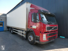 Camion Volvo FM 330 furgone usato