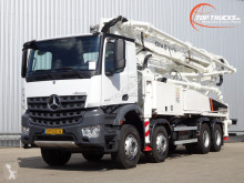 Camion béton pompe à béton Mercedes Arocs 3243