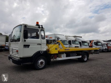Camión de asistencia en ctra Renault Midliner 120