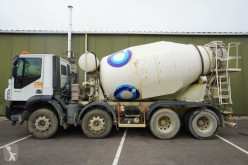 Iveco betonkeverő beton teherautó Trakker 410