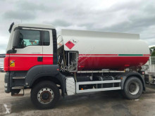 Camión cisterna hidrocarburos MAN TGS 18.360