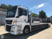 camion porte engins
