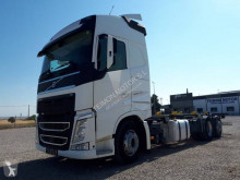 Camión chasis Volvo usado