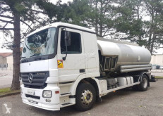 Camión cisterna hidrocarburos Mercedes Actros 1836