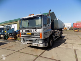 vrachtwagen haakarmsysteem