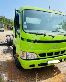 Kamión Toyota Dyna 75.38 podvozok ojazdený