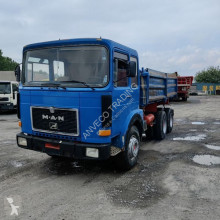 vrachtwagen kipper