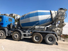 Ciężarówka betonomieszarka Scania P 380