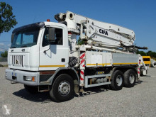 Camion Astra HD7/C 64.40 béton pompe à béton occasion