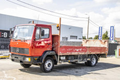 Camión Mercedes 1114 caja abierta estándar usado