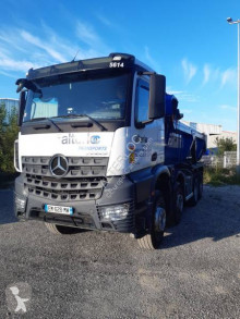 Camión Mercedes Arocs 3245 volquete de obra usado