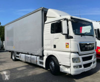 camion fourgon MAN