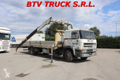 Lastbil flatbed DAF 2300 2300 CASSONE FISSO CON GRU PM 11.000 2 SFILI