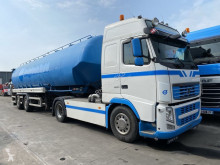 Ensemble routier citerne Volvo FH