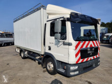 Camión MAN TGL 7.150 furgón usado