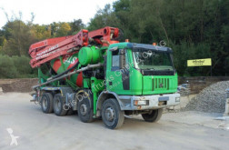 Грузовик техника для бетона бетононасос Iveco Astra HD 7 84 45 8x4 Cifa MK 28.4 m 9 cbm Fahrm