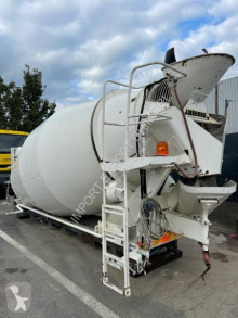 Camion béton toupie / Malaxeur Liebherr