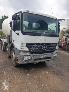 Camion béton toupie / Malaxeur Mercedes Actros 3241