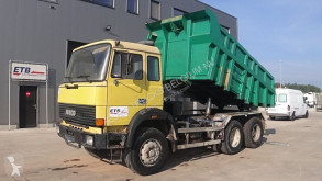 Camión Iveco Magirus volquete usado