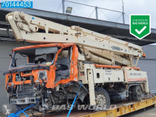 Camion Mercedes Actros 4146 béton pompe à béton accidenté