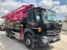 Camion betoniera autopompă de beton Mercedes Arocs 2636