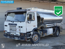 Camión Scania H cisterna productos químicos usado