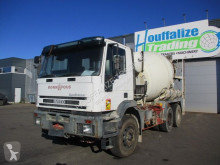 Kamión betonárske zariadenie domiešavač Iveco Eurotrakker 380