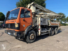 Camion betoniera autopompă de beton Mercedes 2629