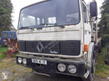 Камион Renault Gamme G 230 платформа стандартен втора употреба