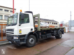 camion polybenne DAF