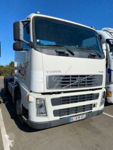 Camión Volvo FH12 380 Gancho portacontenedor usado