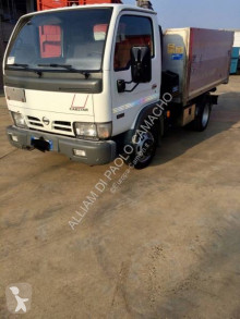 Camion Nissan Cabstar 45.13 benne occasion