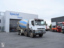 Camión Renault Kerax 420 DCI hormigón cuba / Mezclador usado