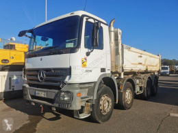 MercedesActros3236