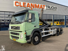 Camión Volvo FM 330 Gancho portacontenedor usado