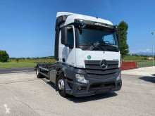 Грузовик Mercedes Actros 1842 мультилифт б/у