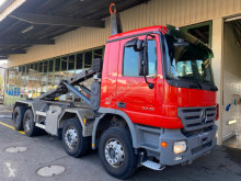 Kamión hákový nosič kontajnerov Mercedes actros 3246