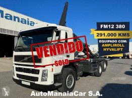 شاحنة حاملة حاويات Volvo FM12 380