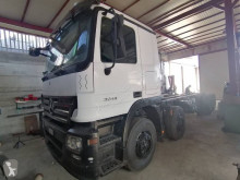 Camion Mercedes Actros 3244 telaio usato