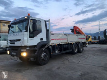 Iveco Trakker 260 T 36 truck used flatbed