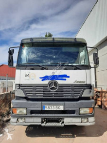 Грузовик Mercedes Atego 1828 платформа бортовой б/у
